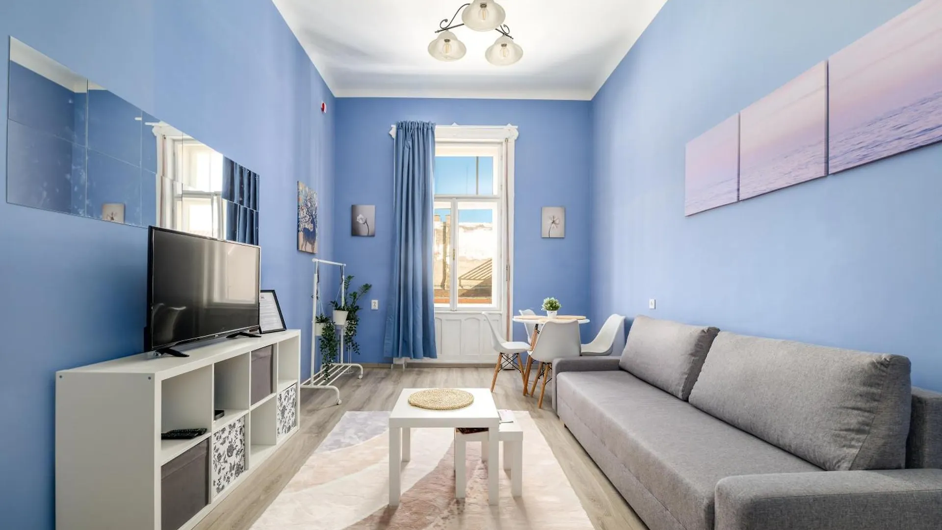 Golbarg Synagoge Apartment In Heart Of City Budapest 0*,  Ungheria